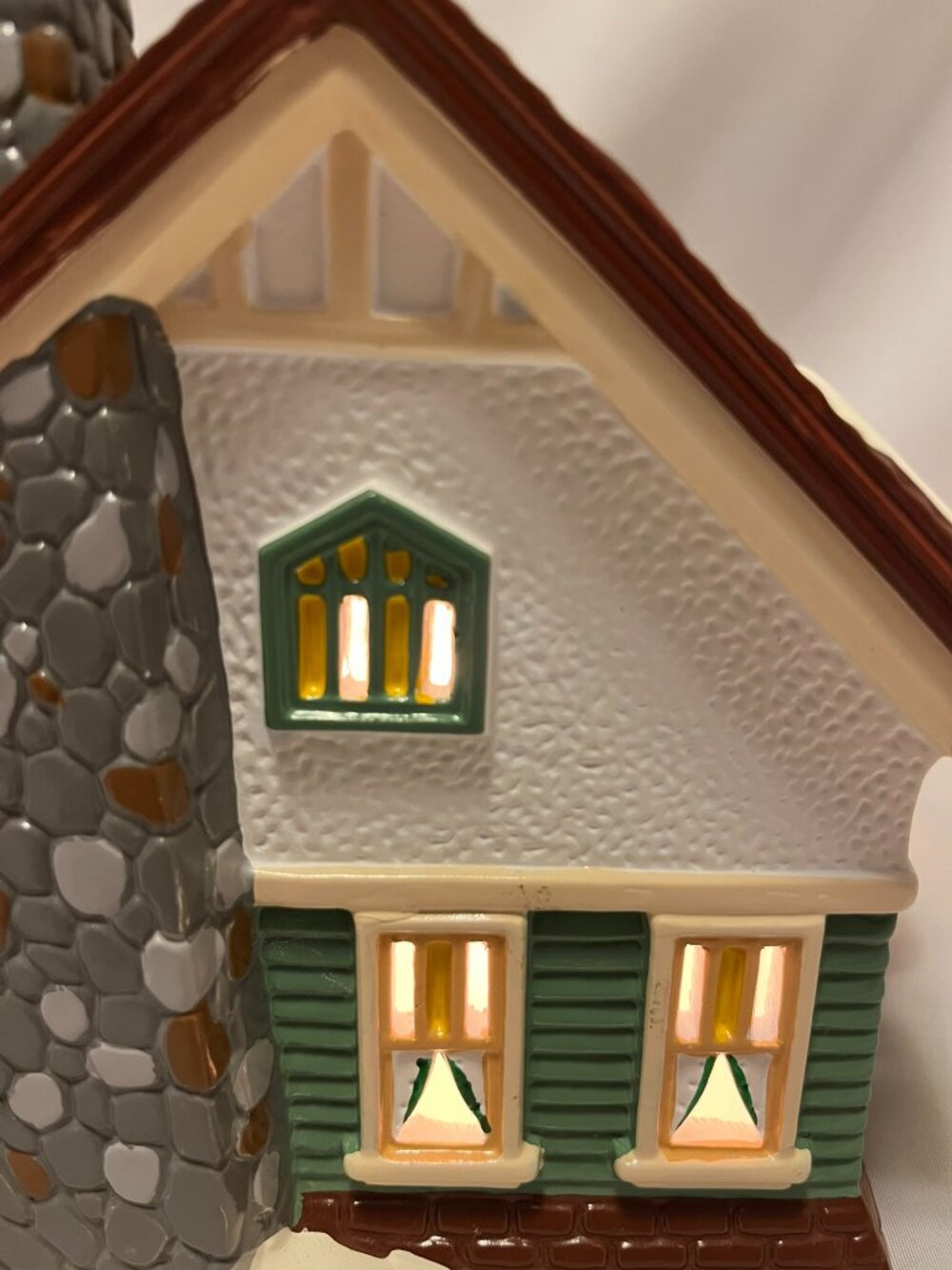 Department 56 Snow Village – 1992 Craftsman Cottage – Lighted - Original Box - Picture 9 of 16
